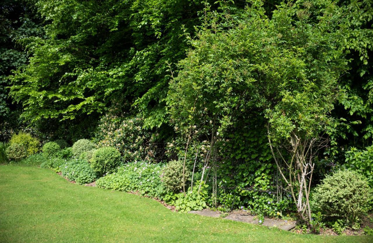 Statham Lodge Hotel Warrington Eksteriør bilde