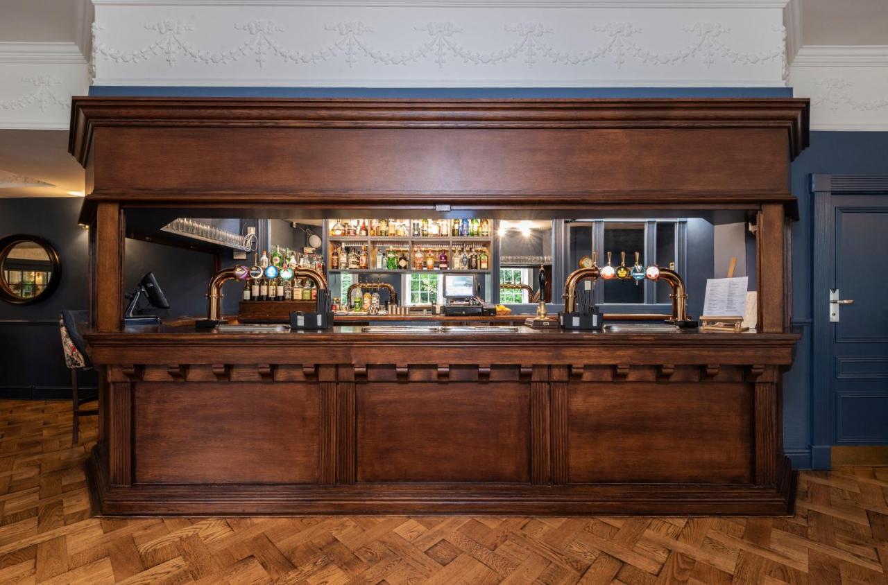 Statham Lodge Hotel Warrington Eksteriør bilde