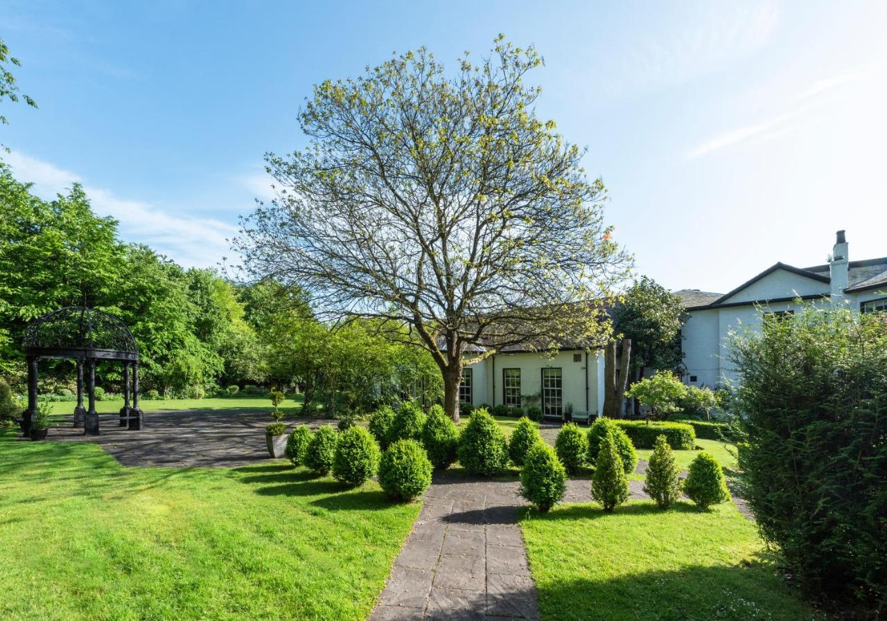 Statham Lodge Hotel Warrington Eksteriør bilde