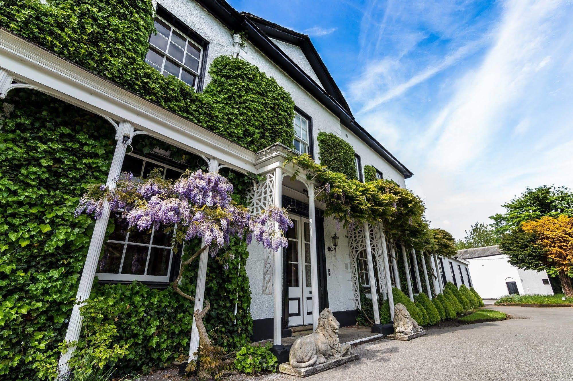 Statham Lodge Hotel Warrington Eksteriør bilde